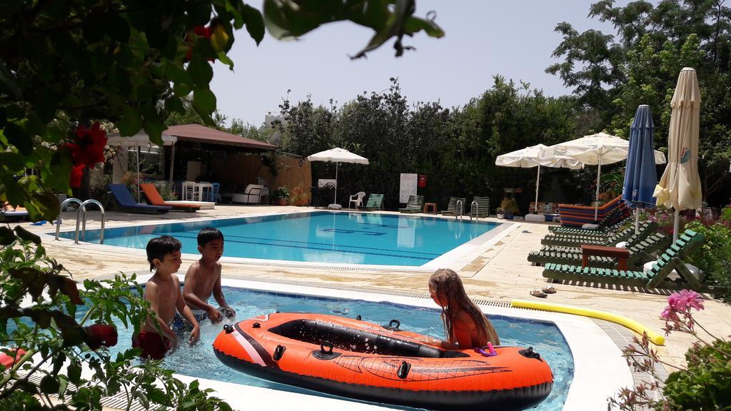 Paradise Garden Gumusluk Evleri Aparthotel Kültér fotó